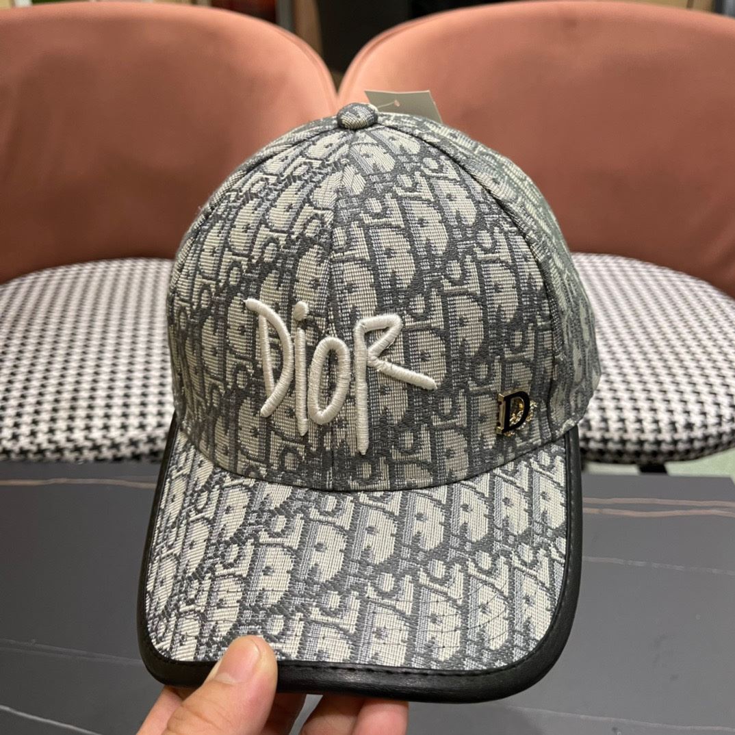 Christian Dior Caps